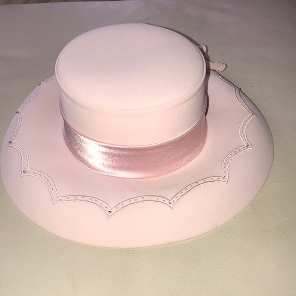 Hat - Picture 3 of 3